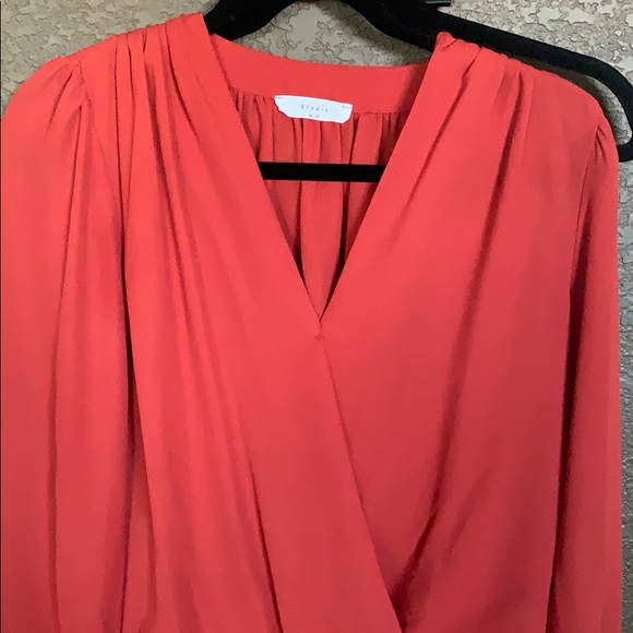 Blouse - Picture 2 of 5